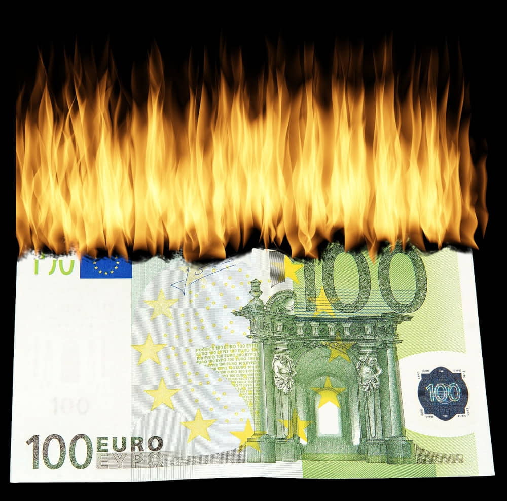 Brennender 100-Euro-Schein: Haushaltssperre - De-Minimis 2024